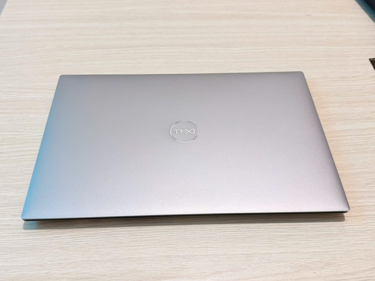 dell precision 5560 gia re